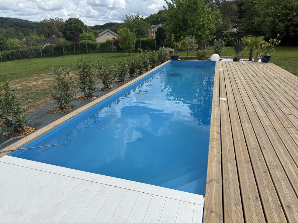 Piscine container réalisée par notre atelier : enterrée 12 m