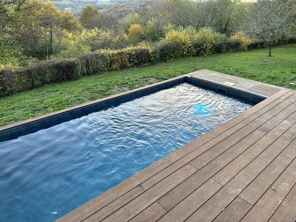 Piscine container réalisée par notre atelier : enterrée 6 m